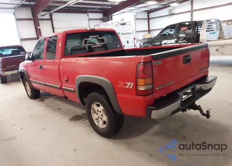 2000 Chevrolet Silverado K1500 из США, поврежденный, VIN 1GCEK19T5YE133452